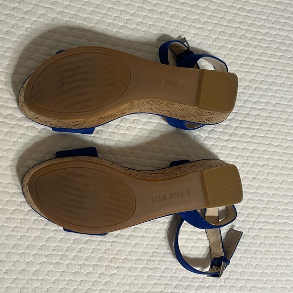 Nine West blue suede platform sandals; Size 8.5 - Picture 5 of 5